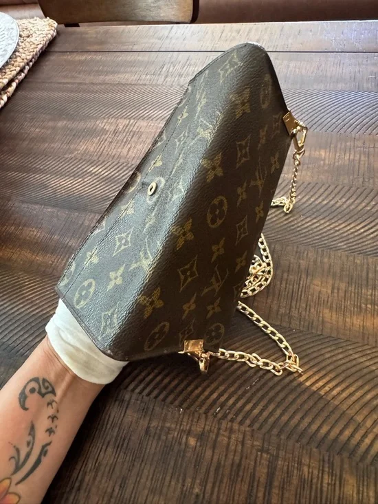 Louis Vuitton vintage Sarah monogram wallet converted Crossbody 2000 France - Picture 11 of 17